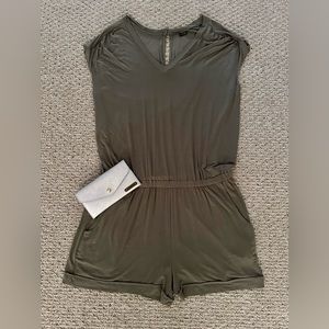 LASCANA FOR VENUS JUMPSUIT       Color:Olive Green  SIze:14 / good Condition